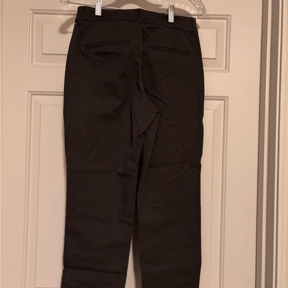 Ladies Old Navy Pixie High Rise Secret Slim Pockets - Brand New Size 4P - Picture 2 of 5